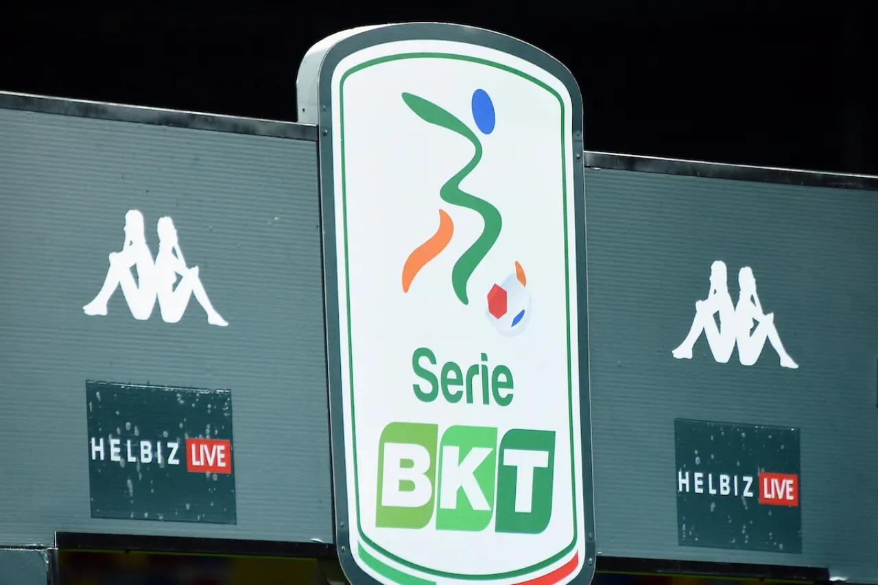 Chi va ai playoff di Serie B in caso di arrivo a pari punti in classifica:  regolamento e criteri