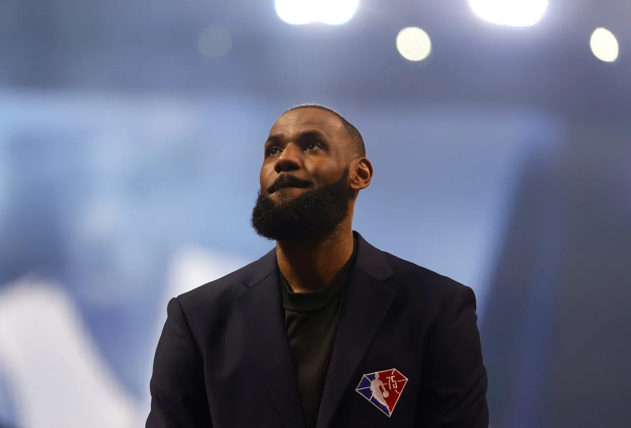 Non solo Nba: LeBron James diventa miliardario