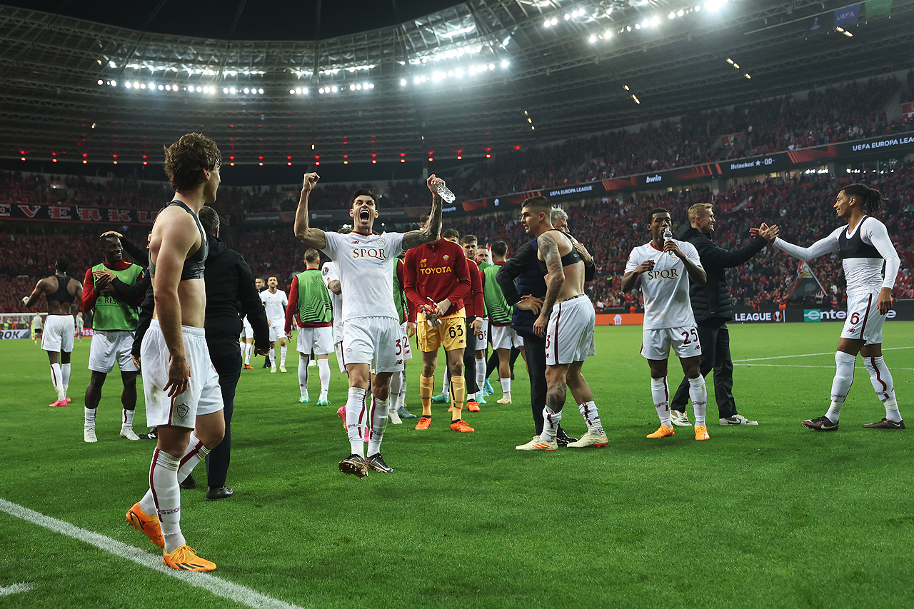 Roma vs bayer live. Leverkusen vs Madrid super Cup.