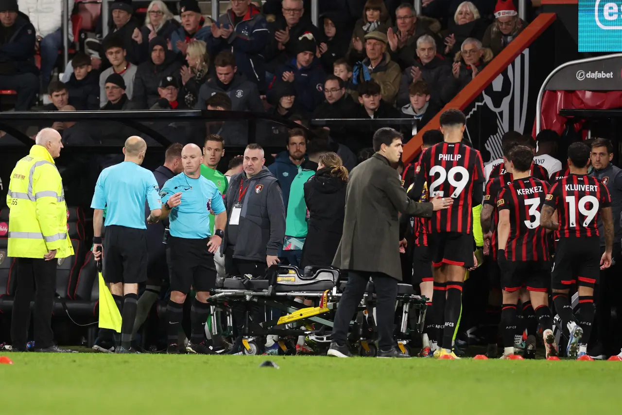 Paura In Premier: Infarto In Campo Per Il Capitano Del Luton Tom Lockyer